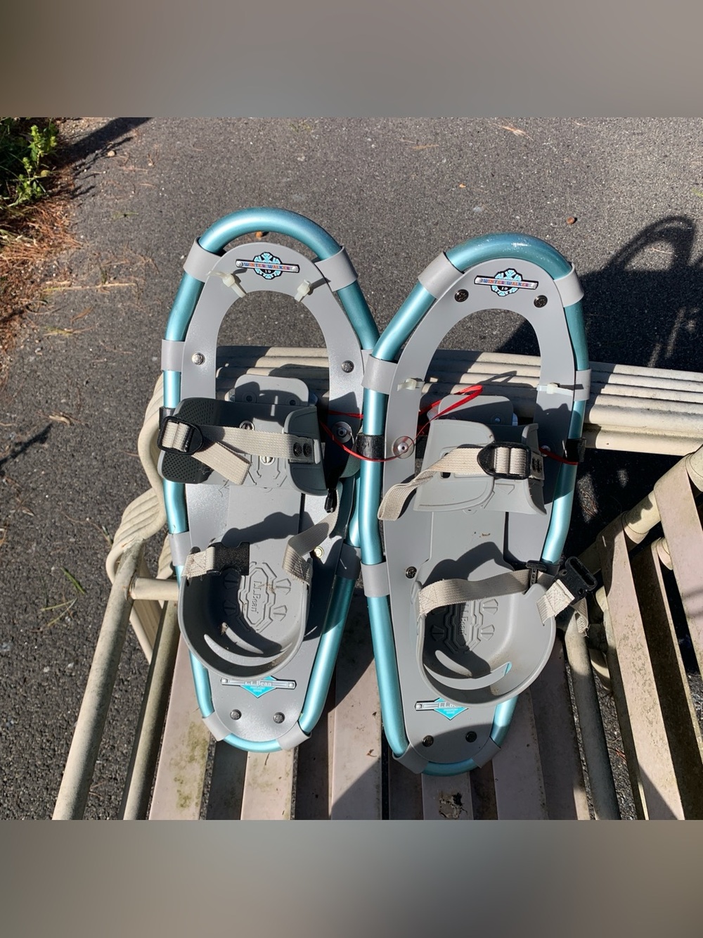 LL Bean Youth Snowshoes with Adjustable Strap. 19”